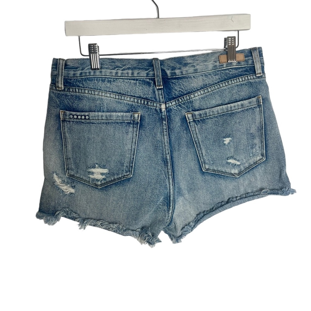 BLANK NYC NWT Distressed Cutoff Denim Shorts Size 30 - Picture 3 of 6